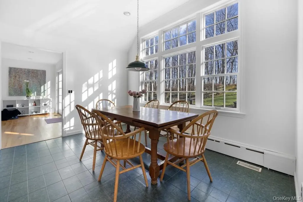 24 Tarleton Road Bedford NY 10506