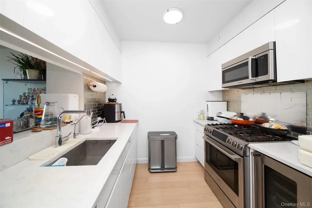 138-35 39th Avenue Flushing NY 11354