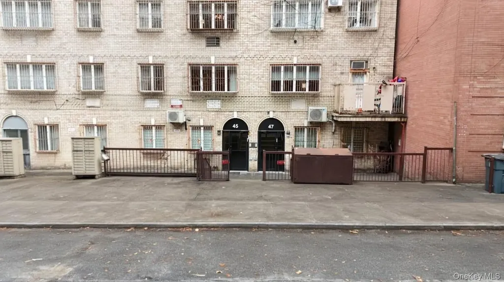 47 S 8th Street Brooklyn NY 11249