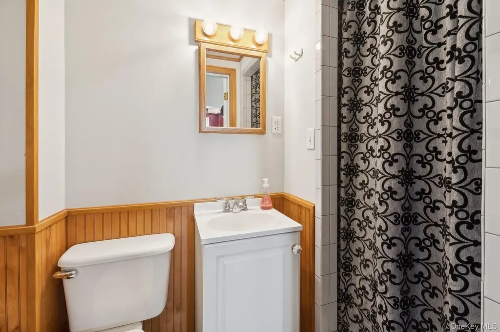 1541 Overing Street Bronx NY 10461