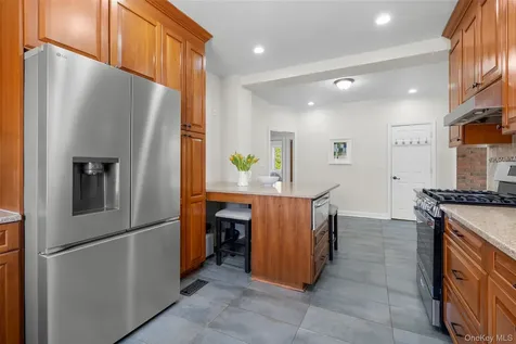 103 Locust Avenue Scarsdale NY 10583