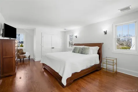 103 Locust Avenue Scarsdale NY 10583