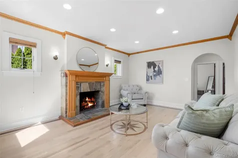 103 Locust Avenue Scarsdale NY 10583