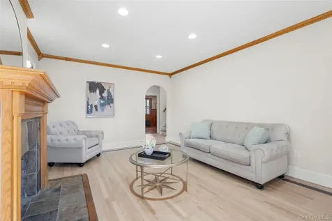 103 Locust Avenue Scarsdale NY 10583