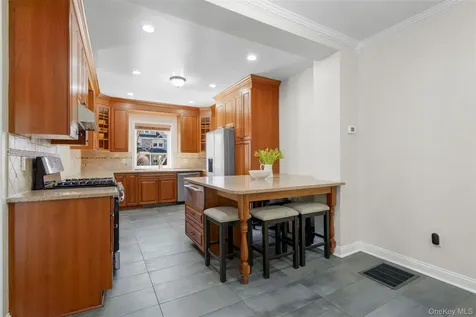 103 Locust Avenue Scarsdale NY 10583