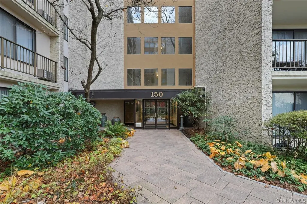 150 Overlook Avenue Peekskill NY 10566