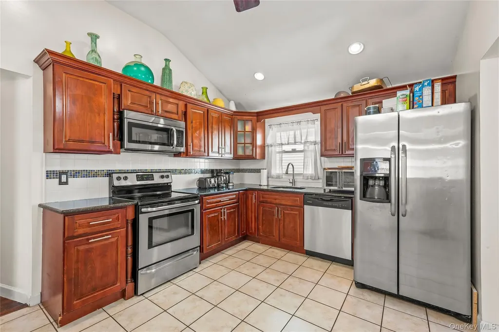 3356 Weidner Avenue Oceanside NY 11572