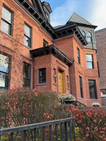 420 Warren Hudson NY 12534