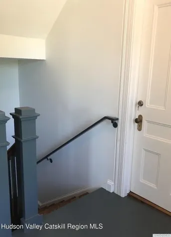 420 Warren Hudson NY 12534