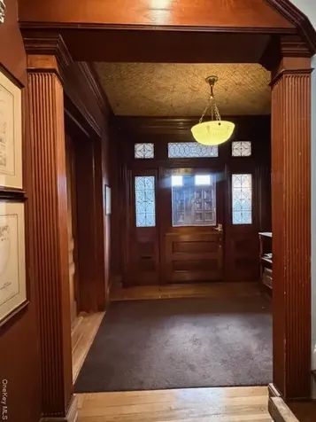 420 Warren Hudson NY 12534