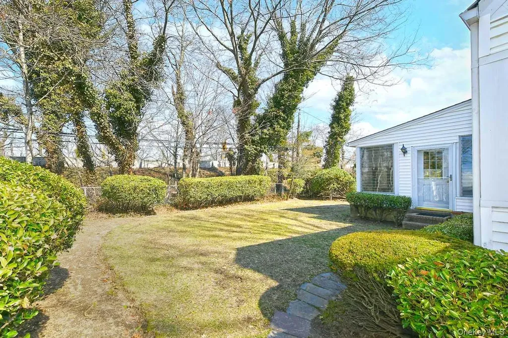 34 Shaw Drive Merrick NY 11566