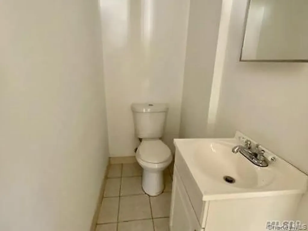 215 National Boulevard Long Beach NY 11561