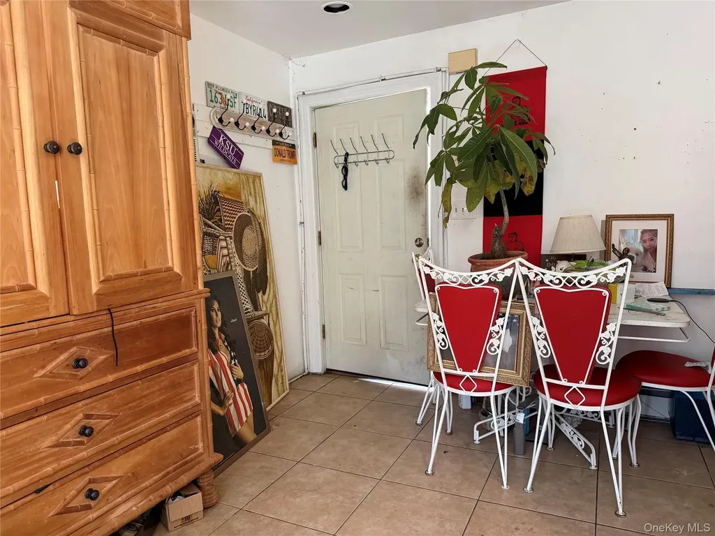 215 National Boulevard Long Beach NY 11561