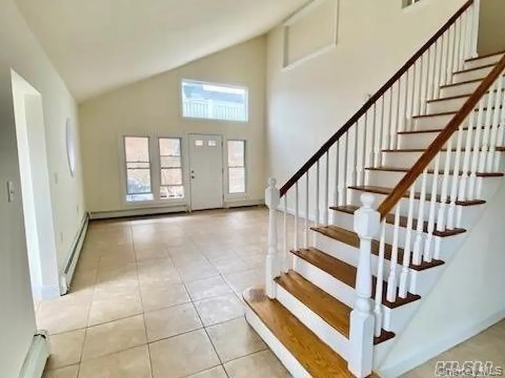 215 National Boulevard Long Beach NY 11561