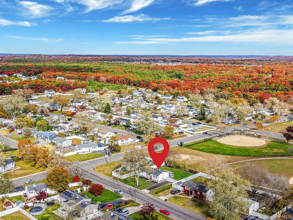 3019 Sipp Avenue Medford NY 11763