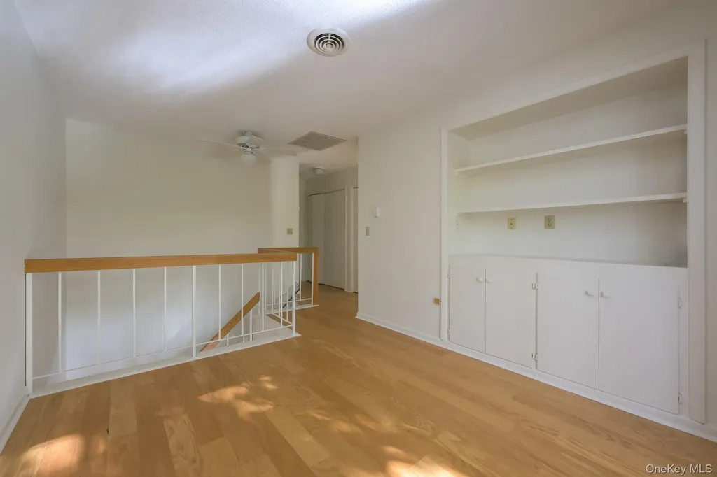14 Pond Drive E Rhinebeck NY 12572