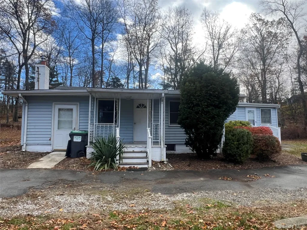 3 Moonlight Trail Goshen NY 10924