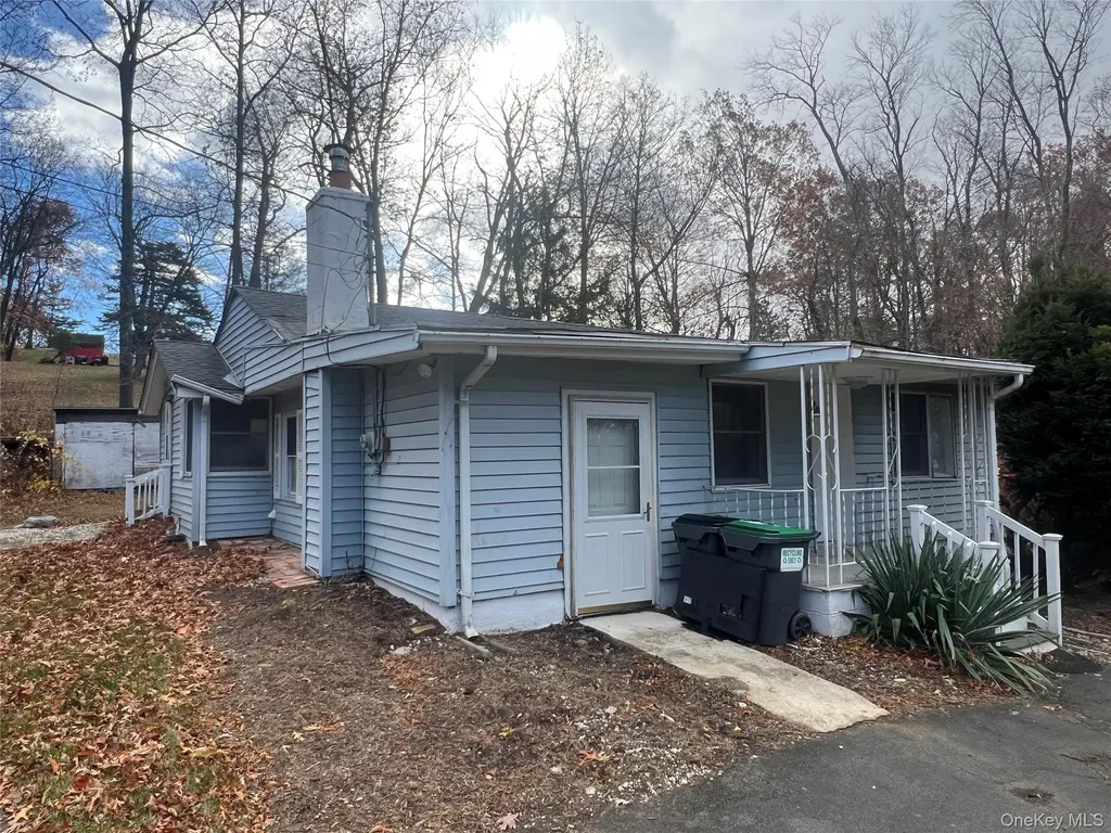 3 Moonlight Trail Goshen NY 10924