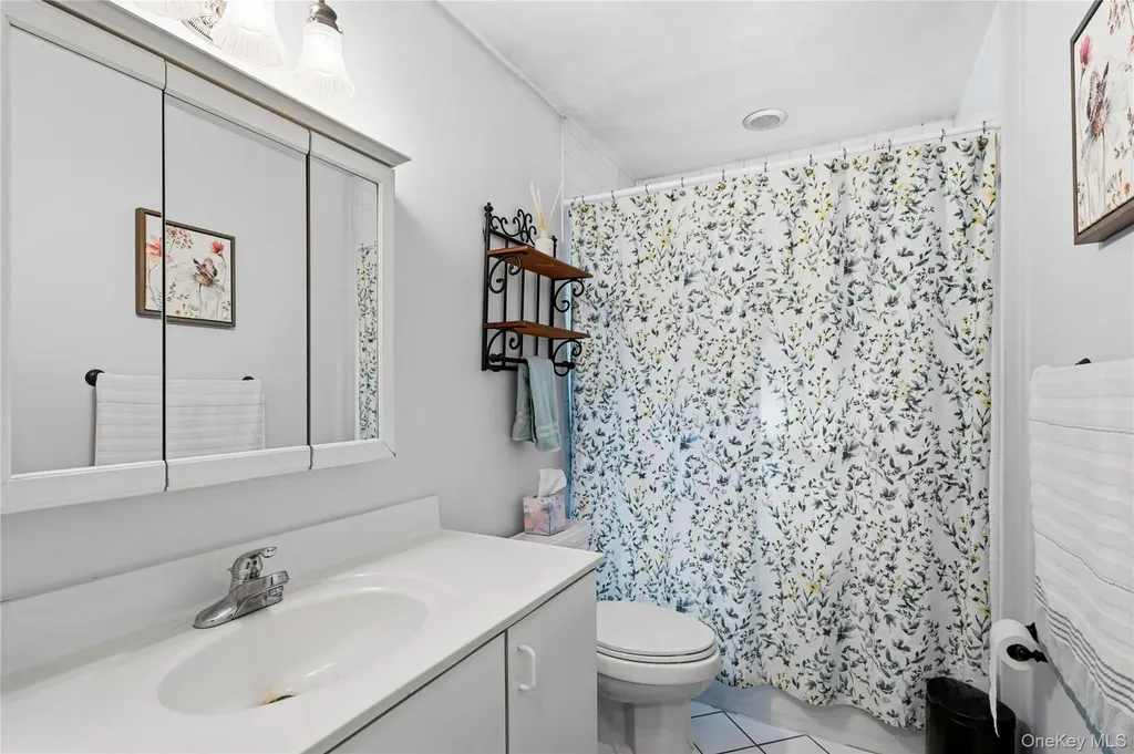 42 Fig Street Central Islip NY 11722