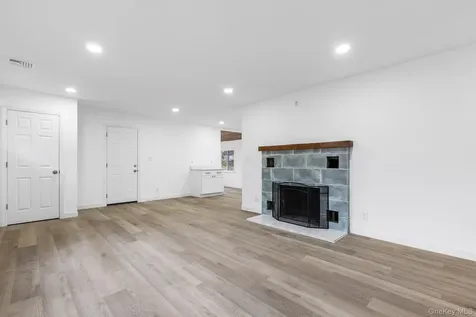 58 Gleneida Ridge Road Carmel NY 10512