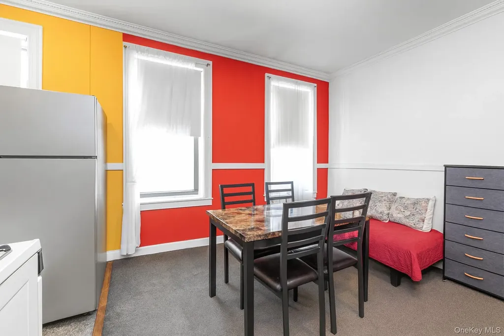 91-10 34th Avenue Jackson Heights NY 11372