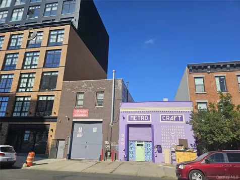 987 Pacific Street Brooklyn NY 11238