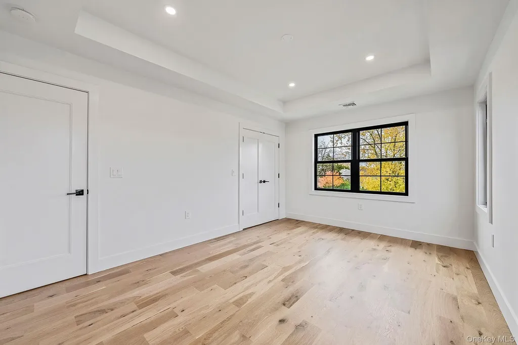 2542 Lefferts Place Bellmore NY 11710