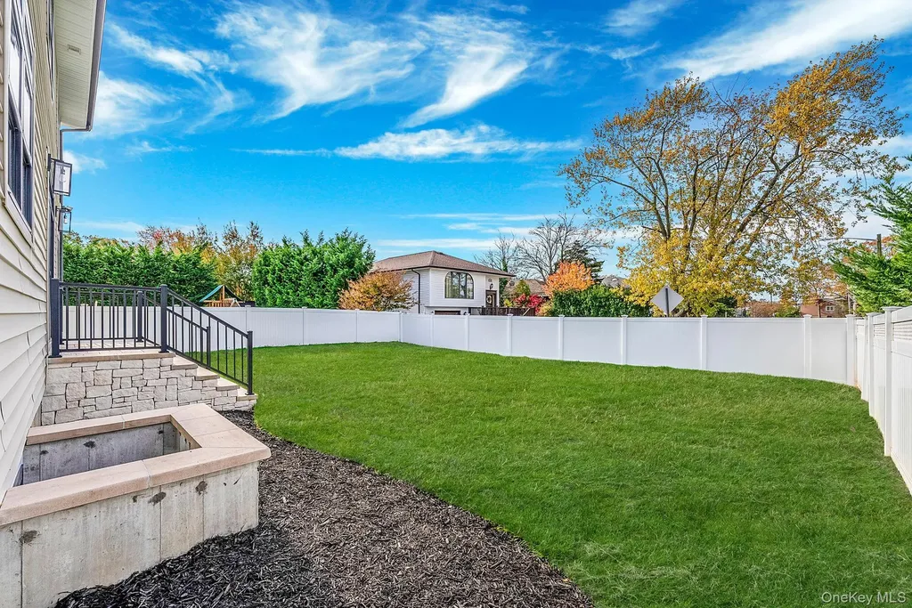 2542 Lefferts Place Bellmore NY 11710