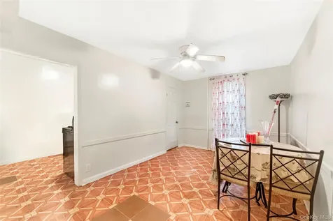 6 Gipson Street Far Rockaway NY 11691