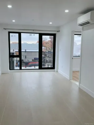 16502 Sanford Avenue Flushing NY 11358