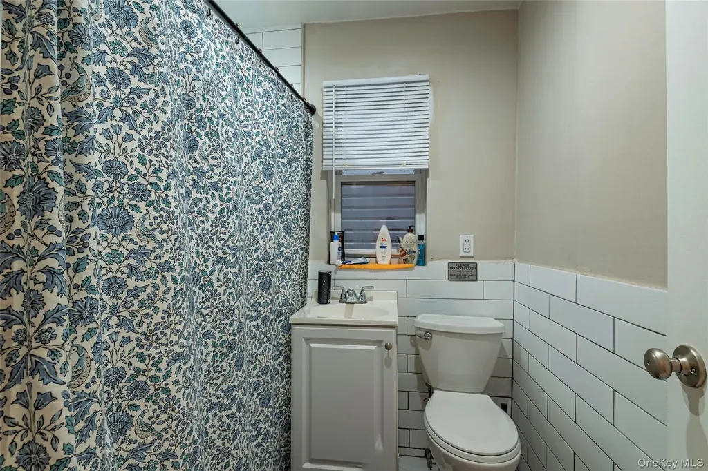 2916 Heath Avenue Bronx NY 10463