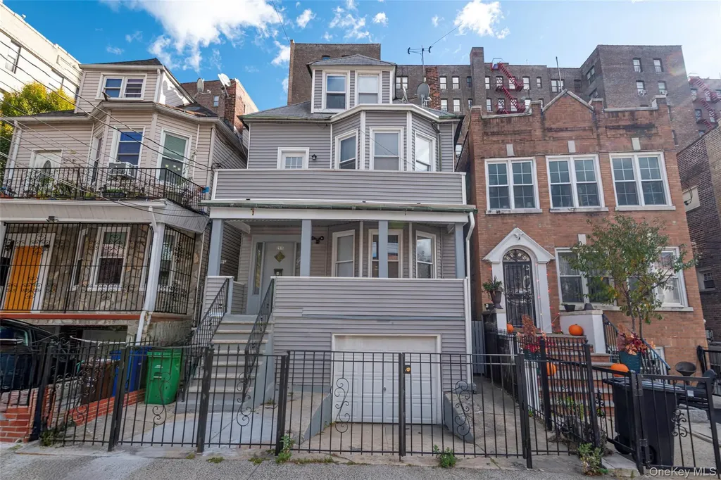 2916 Heath Avenue Bronx NY 10463