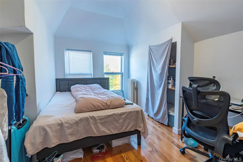 2916 Heath Avenue Bronx NY 10463