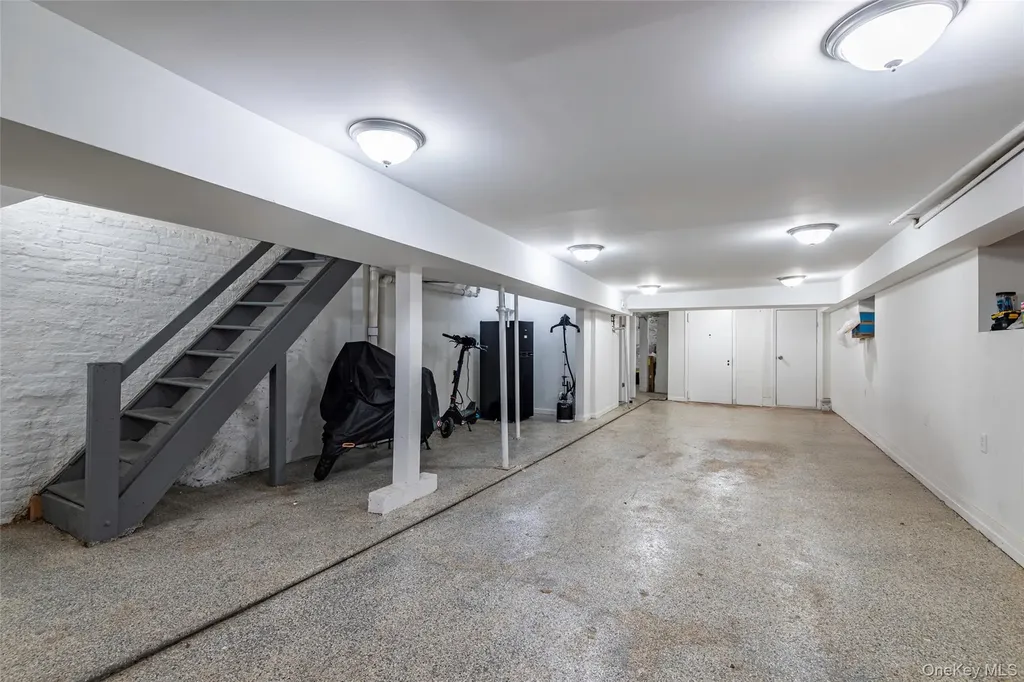 2916 Heath Avenue Bronx NY 10463