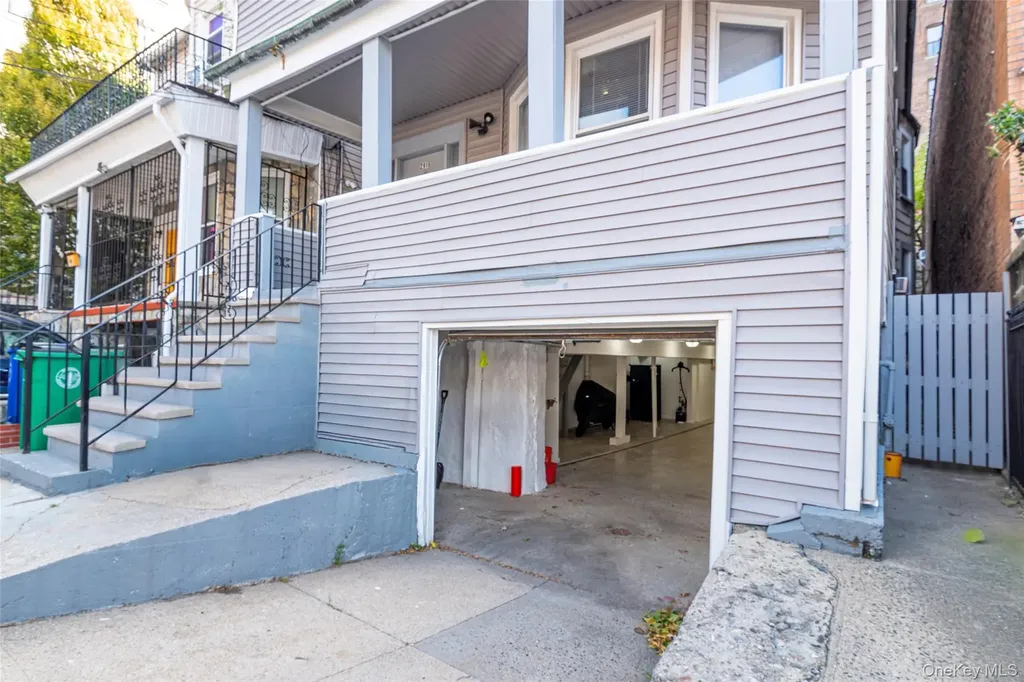 2916 Heath Avenue Bronx NY 10463