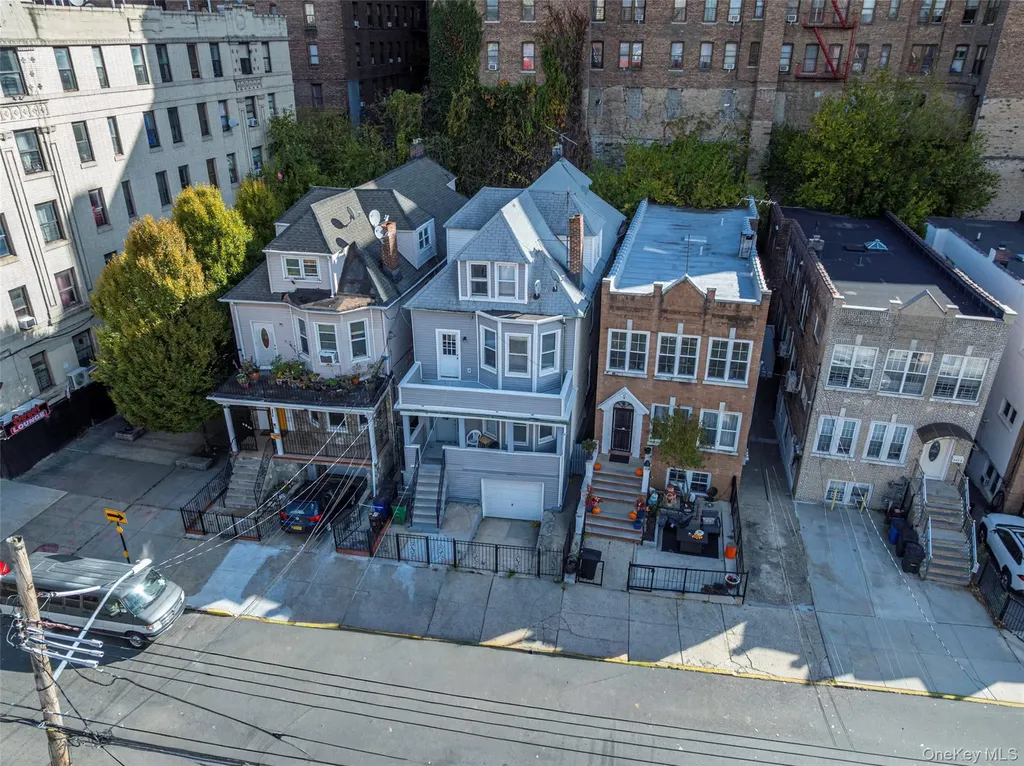 2916 Heath Avenue Bronx NY 10463