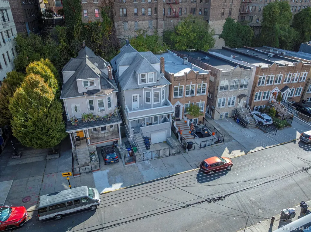 2916 Heath Avenue Bronx NY 10463