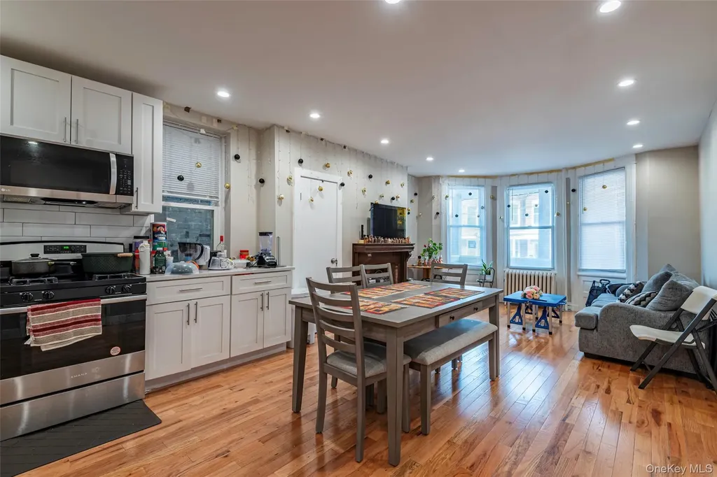2916 Heath Avenue Bronx NY 10463