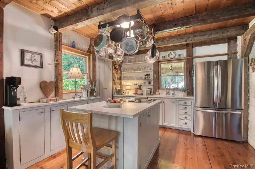 7635 Main Bayview Road Southold NY 11971