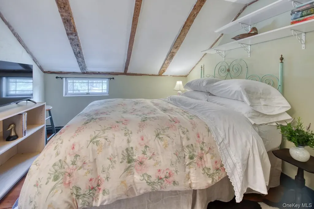 7635 Main Bayview Road Southold NY 11971