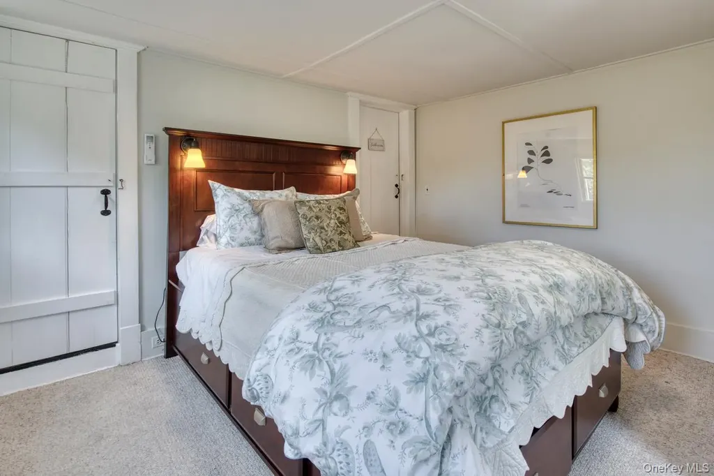 7635 Main Bayview Road Southold NY 11971