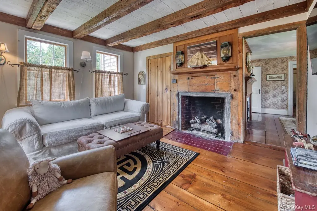 7635 Main Bayview Road Southold NY 11971