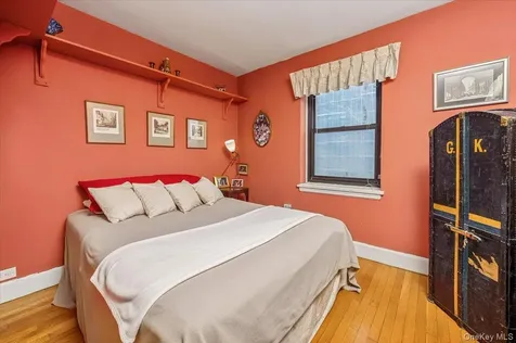 17 N Chatsworth Avenue Larchmont NY 10538