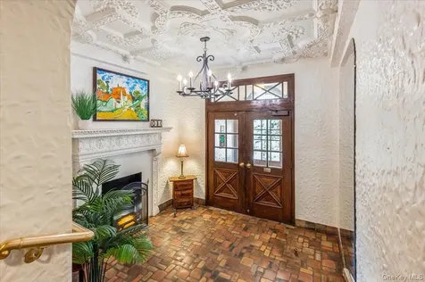 17 N Chatsworth Avenue Larchmont NY 10538