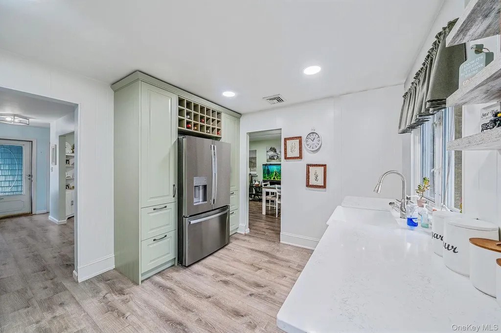 7 Hester Lane Ronkonkoma NY 11779