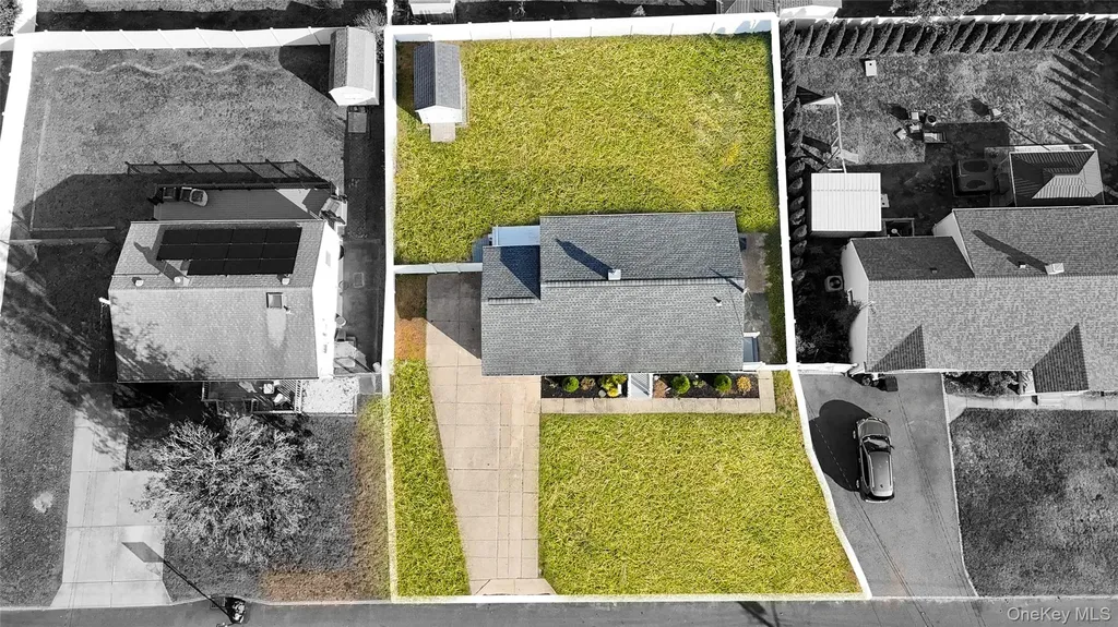 1039 Carll Drive Bay Shore NY 11706