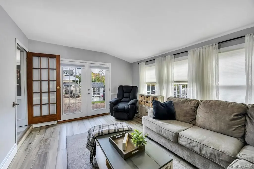 101 Constellation Road Levittown NY 11756