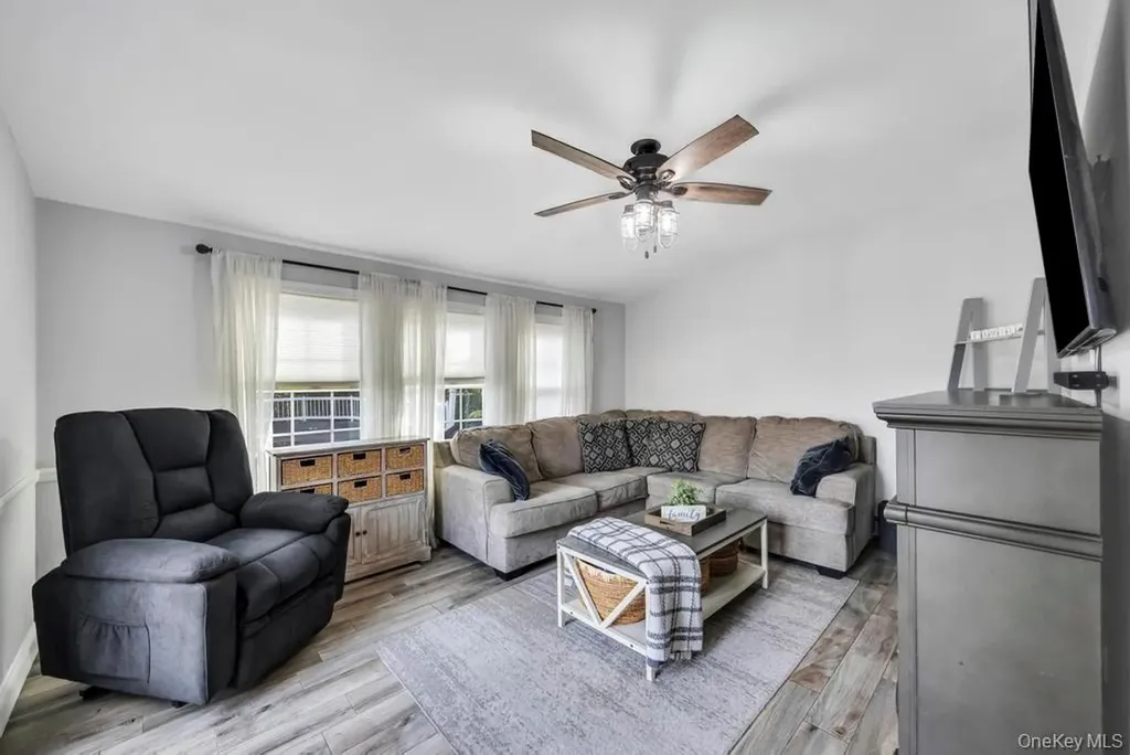 101 Constellation Road Levittown NY 11756