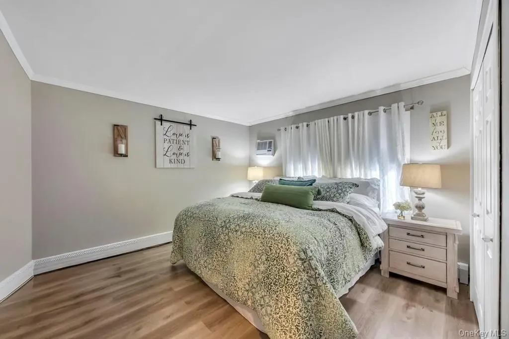 101 Constellation Road Levittown NY 11756