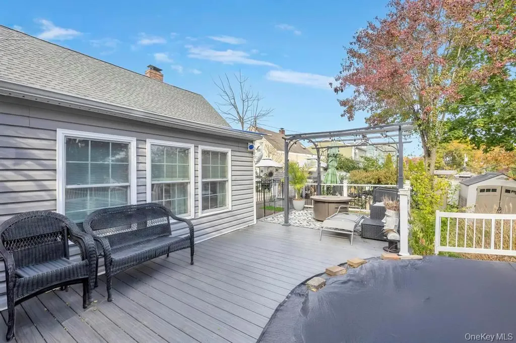 101 Constellation Road Levittown NY 11756